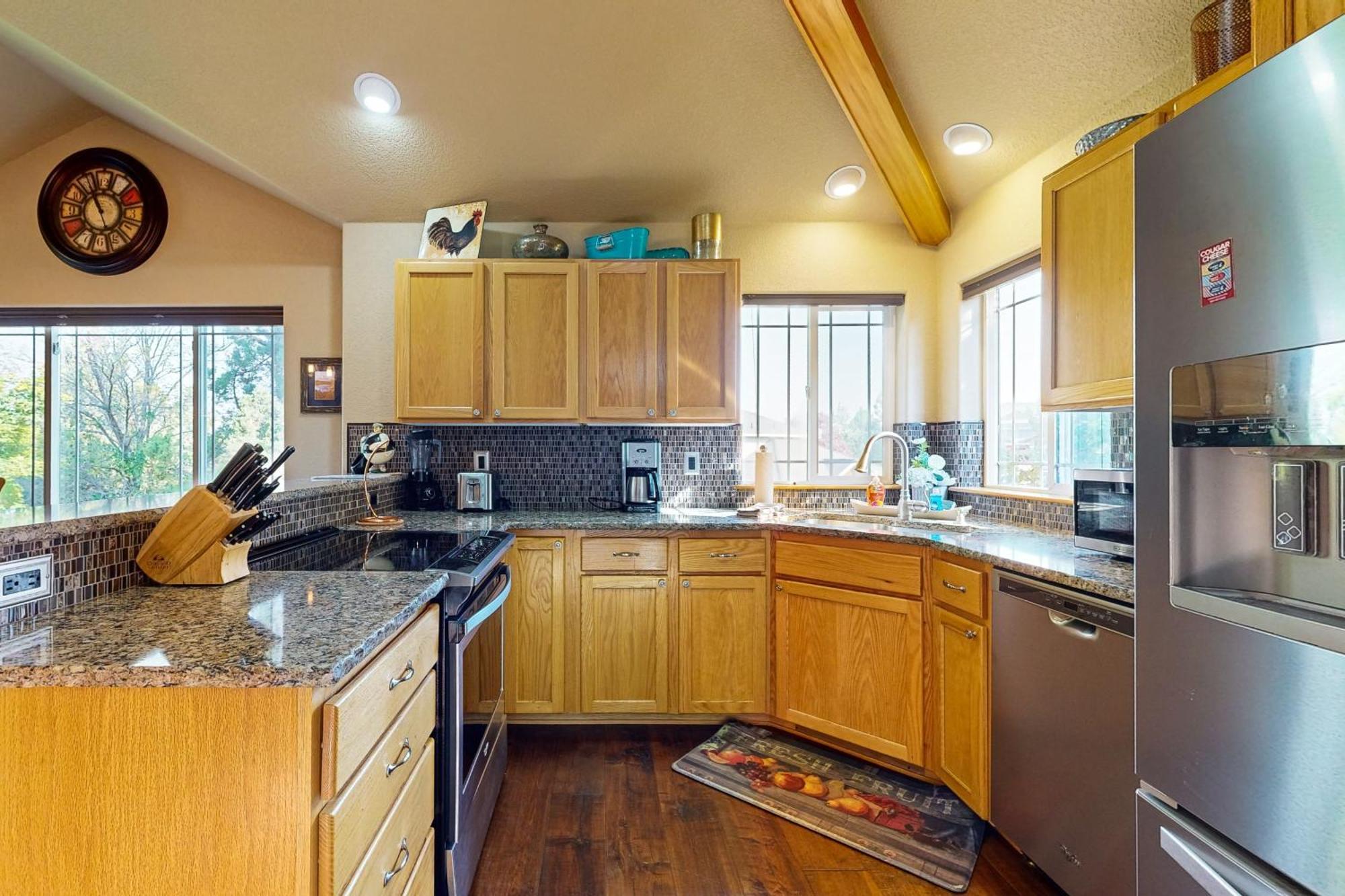 Eagle Crest Villa Редмънд Екстериор снимка